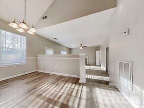 3510 Cameo Ct in Snellville, GA - Foto de edificio - Building Photo