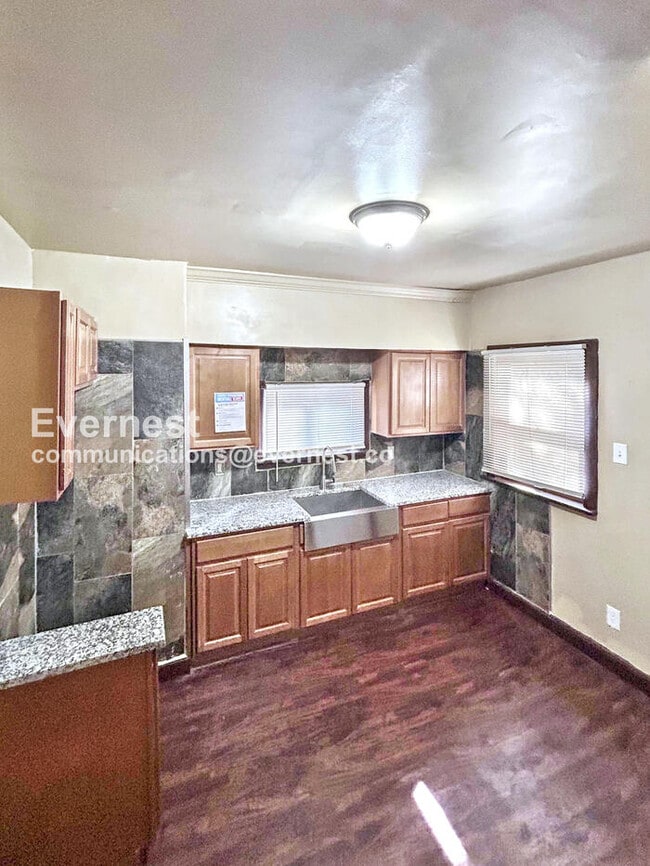 988 Brunswick Rd in Cleveland Heights, OH - Building Photo - Building Photo