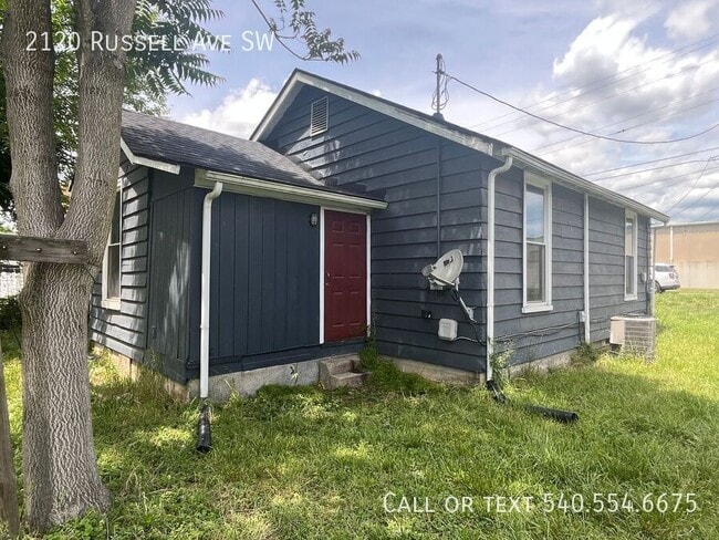 2120 Russell Ave SW in Roanoke, VA - Building Photo - Building Photo