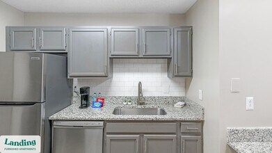 6200 Rime Village Dr NW in Huntsville, AL - Building Photo - Building Photo