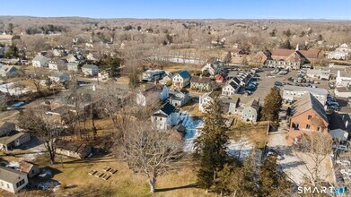 26 Water St in Guilford, CT - Building Photo - Building Photo