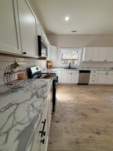 101 S main in Rector, AR - Foto de edificio - Building Photo