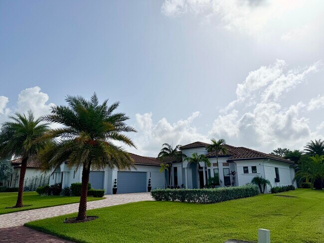 property at 134 SE Fiore Bello