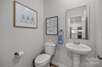 7718 Nelson Rd in Mint Hill, NC - Foto de edificio - Building Photo