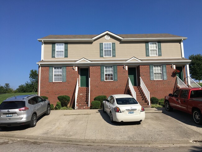 20 Beechwood Dr in Lancaster, KY - Building Photo - Building Photo