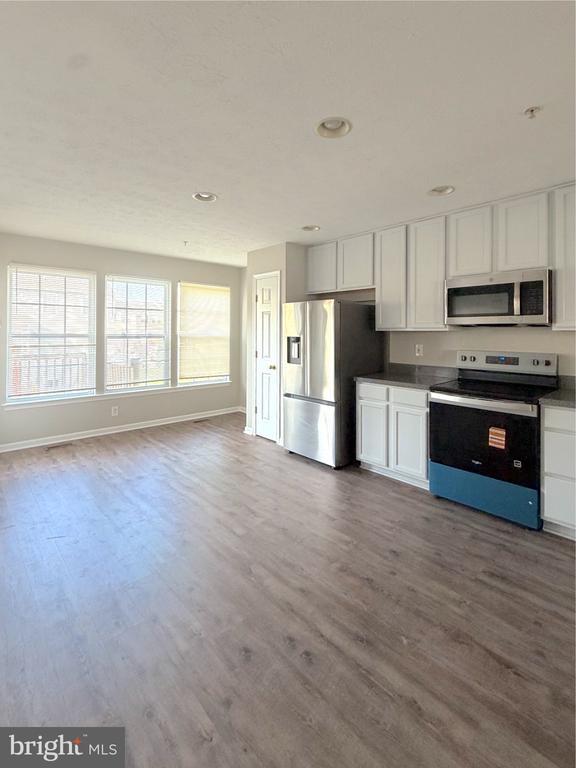 9899 Decatur Rd in Middle River, MD - Building Photo - Building Photo