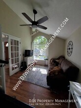 2168 N Fastwater Ave in Boise, ID - Building Photo - Building Photo