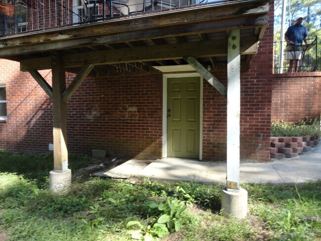 4325 Pine Meadow Dr in Fayetteville, NC - Building Photo - Building Photo