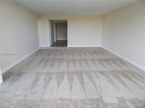 3010 N Course Dr-Unit -501 in Pompano Beach, FL - Building Photo - Building Photo