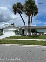 1380 Holiday Blvd in Merritt Island, FL - Building Photo