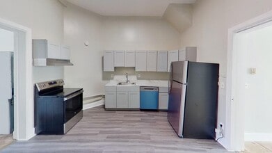 Mount Vernon Apartments in Baltimore, MD - Building Photo - Building Photo