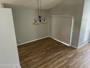 1212 Foxridge Pl in Melbourne, FL - Building Photo - Building Photo