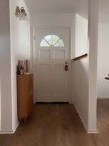 18435 Keswick St, Unit 4 in Reseda, CA - Building Photo