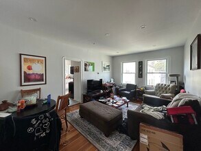 109 Walnut St in Somerville, MA - Building Photo - Building Photo
