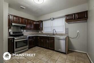 1812 NE 54th Terrace in Kansas City, MO - Building Photo - Building Photo