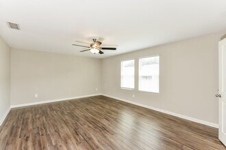 3765 Place Dr in Loganville, GA - Building Photo - Building Photo