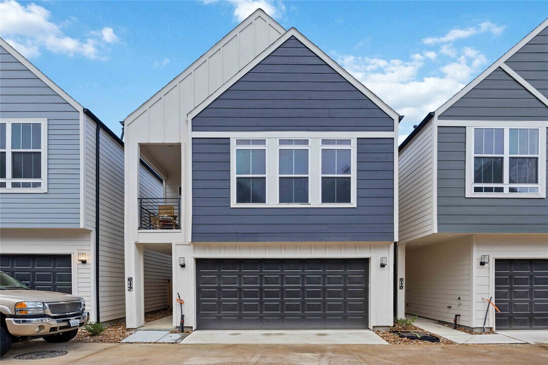 6114 De Campo St in Houston, TX - Building Photo