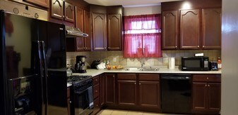 43 Newcomb St in Quincy, MA - Building Photo