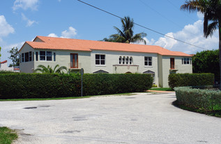 2908 Royal Palm Ave Apartments