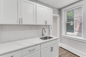 617 Vernon Rd in Philadelphia, PA - Building Photo - Building Photo