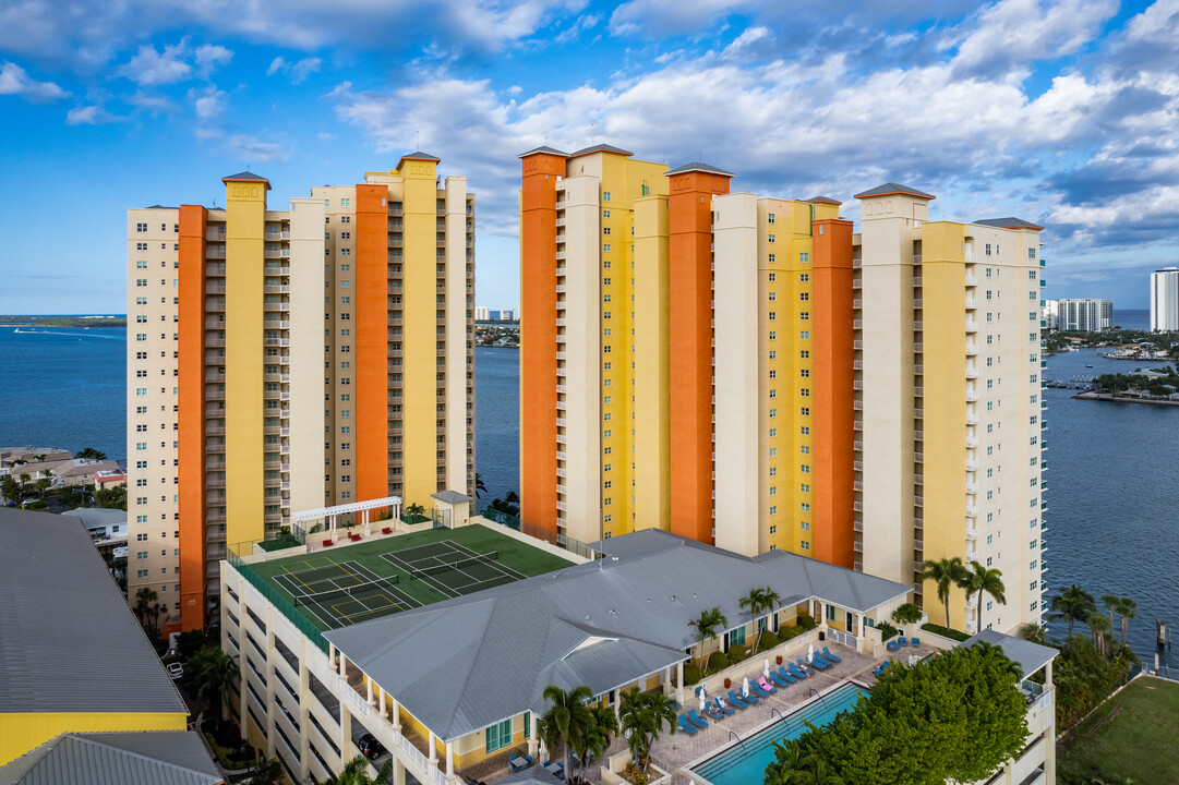 Marina Grande in Riviera Beach, FL - Building Photo