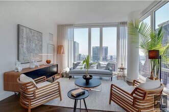 East 44th Street in New York, NY - Building Photo - Building Photo