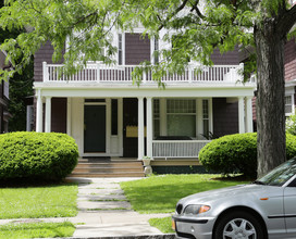 121 S Lake Ave in Albany, NY - Building Photo - Building Photo