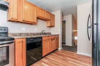 2763 Quaker Ct in Cincinnati, OH - Building Photo - Building Photo