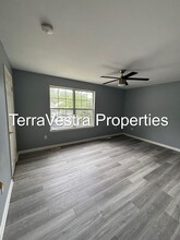 3202 Tall Pnes in Pine Hill, NJ - Building Photo - Building Photo