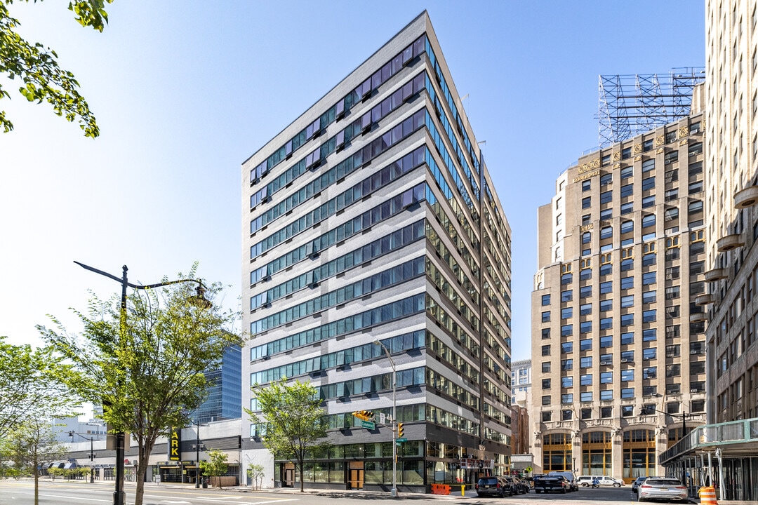 The Mercer in Newark, NJ - Foto de edificio