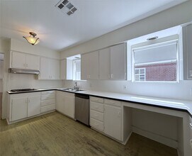 2312 Quenby St in Houston, TX - Building Photo - Building Photo