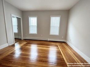 24 Maryland St, Unit 3 in Boston, MA - Building Photo - Building Photo