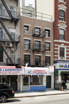 301 E Houston St in New York, NY - Building Photo