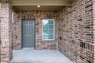 2854 Brogan Creek in New Braunfels, TX - Building Photo - Building Photo