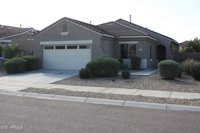 16979 W Sonora St in Goodyear, AZ - Building Photo - Building Photo