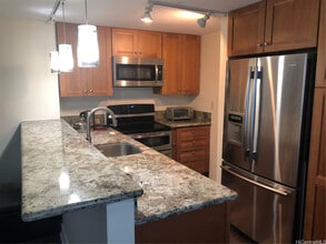 2525 Date St in Honolulu, HI - Foto de edificio - Building Photo