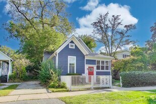 2643 Poplar Ave in Evanston, IL - Building Photo