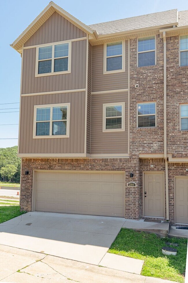 property at 266 S Slopeside Dr