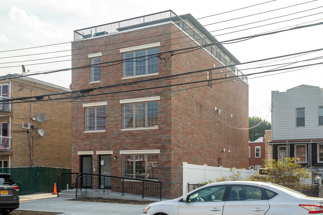 5 family Investment in Brooklyn, NY - Building Photo