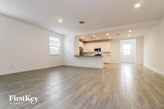 12516 W Kaler Dr in Glendale, AZ - Foto de edificio - Building Photo