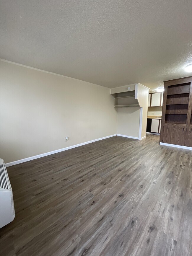 2000 Indianapolis Rd, Unit 103 in Crawfordsville, IN - Building Photo - Building Photo