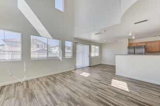 7166 Dravite Ct in Las Vegas, NV - Building Photo - Building Photo