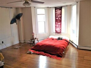 72 Highland Ave in Somerville, MA - Building Photo - Building Photo