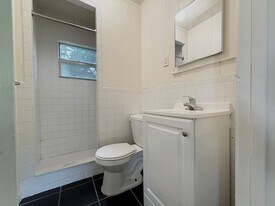 808 30th St, Unit 2 in West Palm Beach, FL - Building Photo