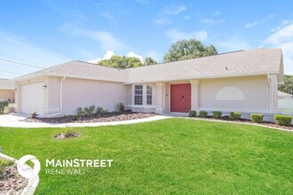 8358 Natoma St in Spring Hill, FL - Foto de edificio - Building Photo