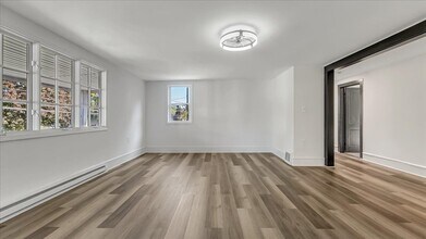 960 Main St in Newfoundland, PA - Building Photo - Building Photo