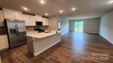 143 Mountain Brg Wy in Statesville, NC - Building Photo - Building Photo