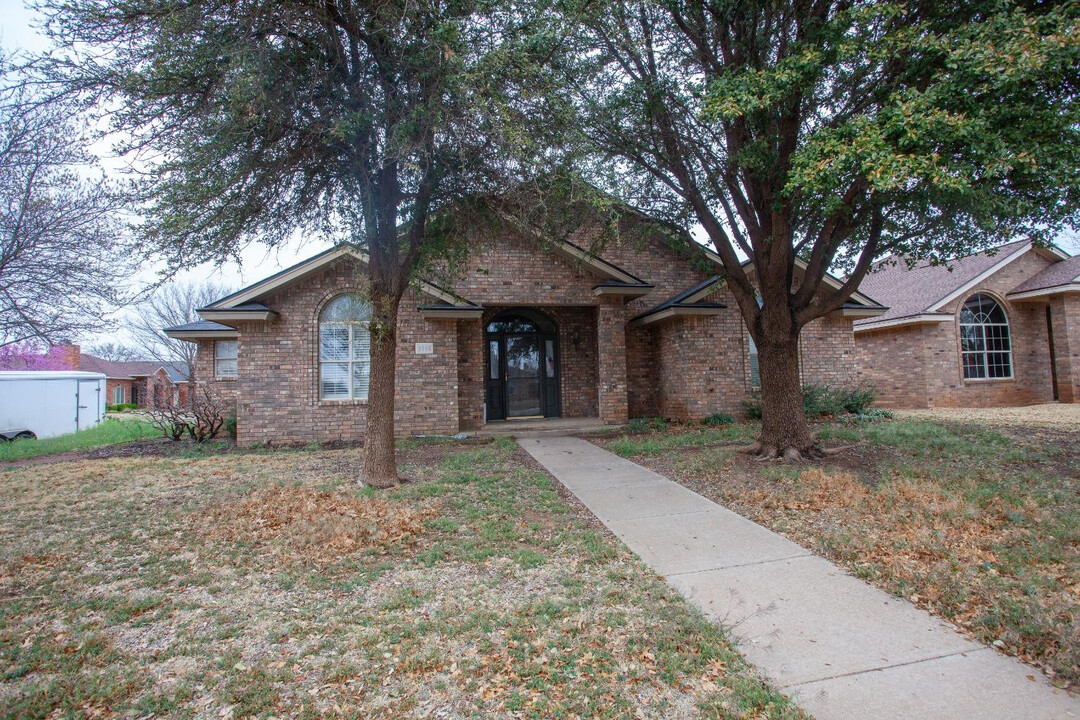 3516 105th St in Lubbock, TX - Building Photo