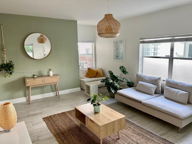 property at 653 Michigan Ave