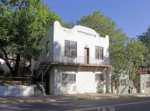 364 Ruxton Ave in Manitou Springs, CO - Building Photo - Building Photo